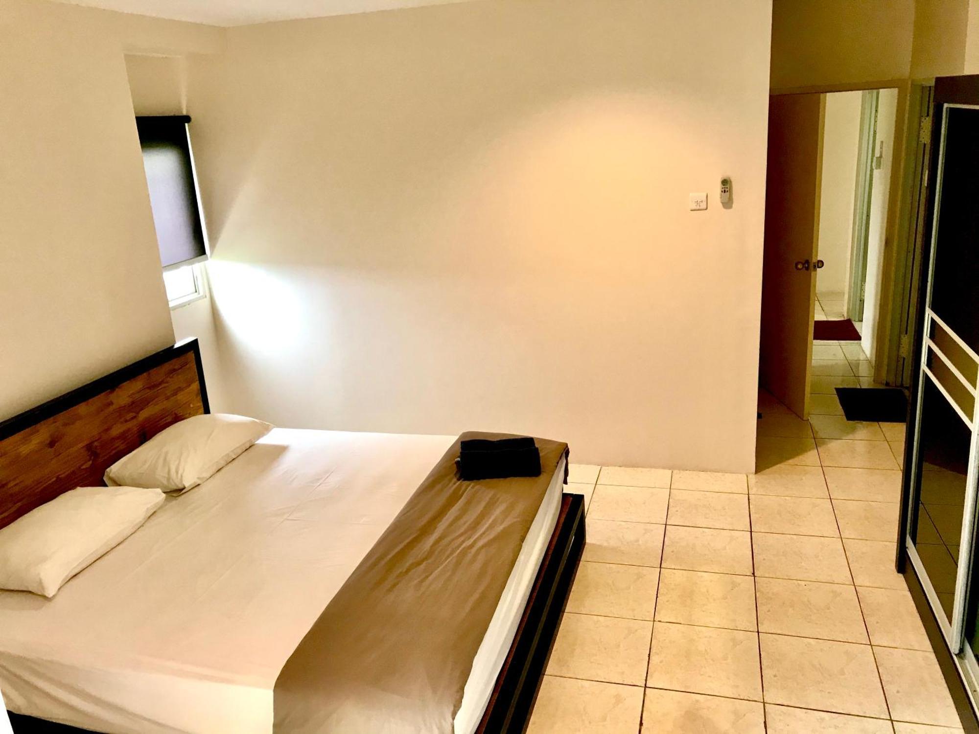 Queen Victoria Apartment Batam Pokoj fotografie